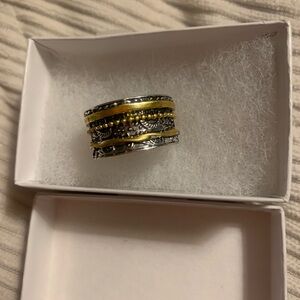 Beautiful Silver-Gold ring